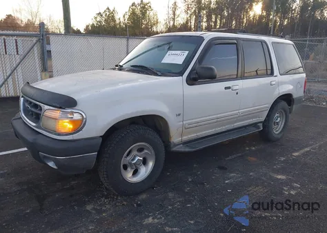 2000 Ford Explorer Xlt z USA, uszkodzony, nr VIN 1FMZU63P9YZA41253